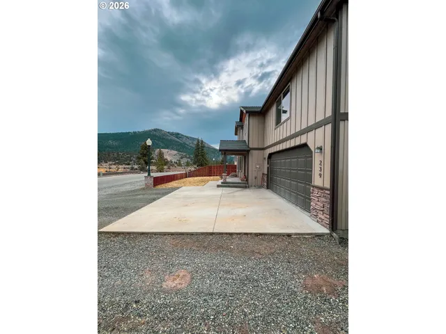 $380,000 | 239 Elk View Drive, Canyon City, OR 97820
