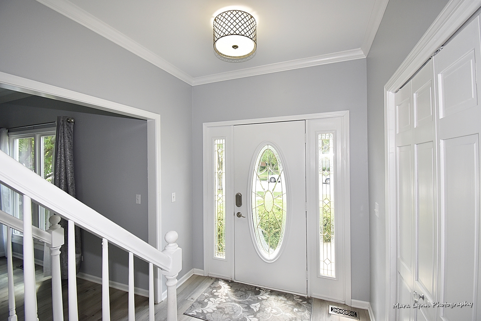 930 Merrill New Road Sugar Grove, IL 60554 - Photo 3 of 34 a view of entryway with wooden floor