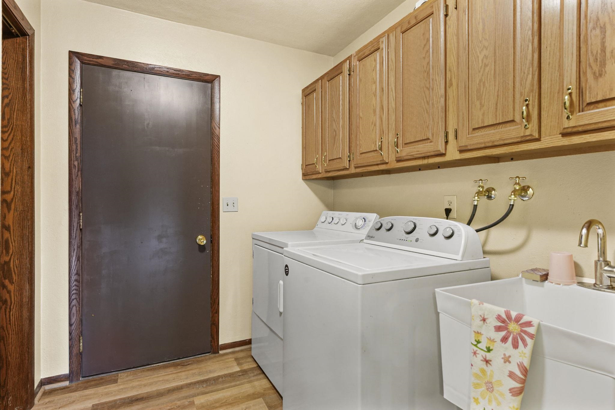 218 Avalon Road Columbus, WI 53925 - Photo 24 of 40