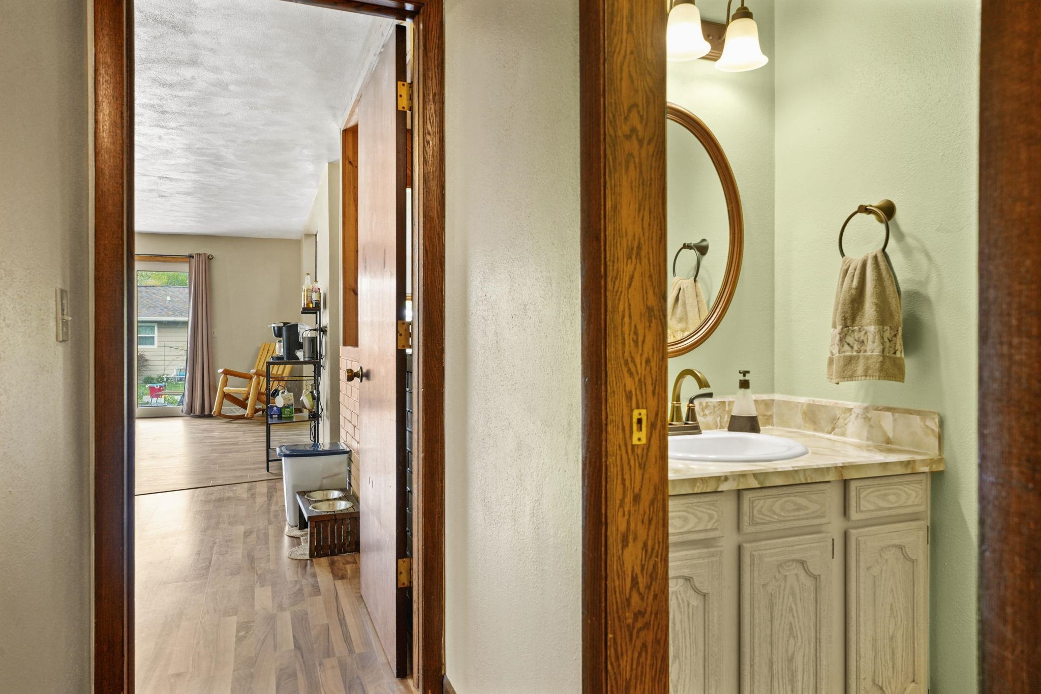 218 Avalon Road Columbus, WI 53925 - Photo 25 of 40