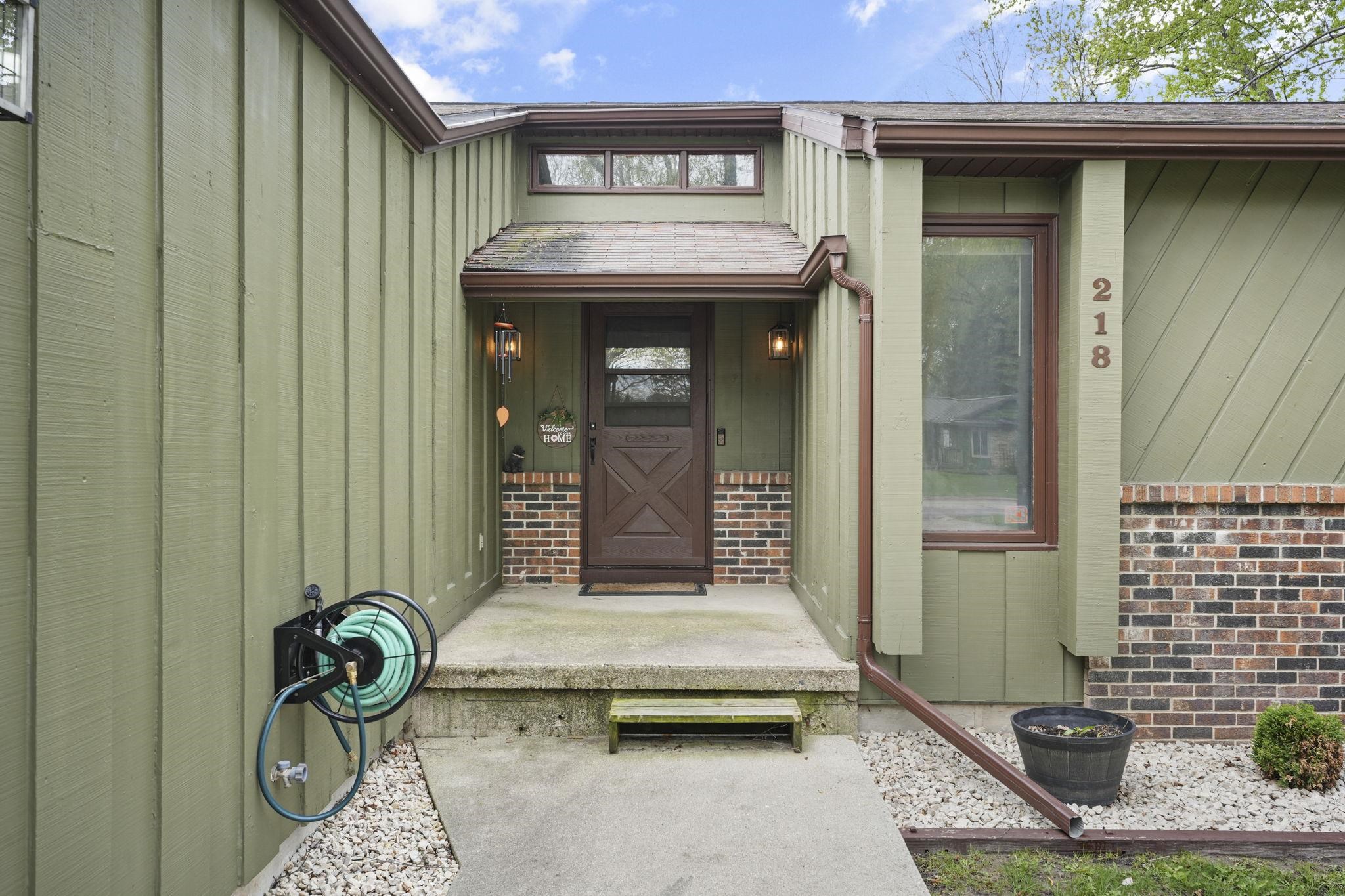 218 Avalon Road Columbus, WI 53925 - Photo 4 of 40