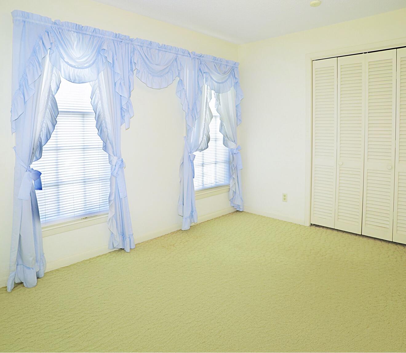 2778 Riley Street Orangeburg, SC 29118 - Photo 16 of 22 Interior-4 blue curtains