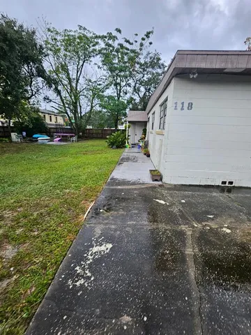 $1,250 | 118 North Van Buren Avenue, Orlando, FL 32811