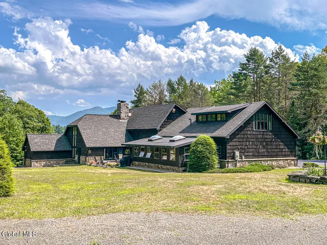 $2,600,000 | 4474 Lake Shore Drive, Bolton, NY 12824