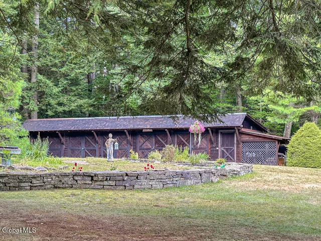 $2,600,000 | 4474 Lake Shore Drive, Bolton, NY 12824