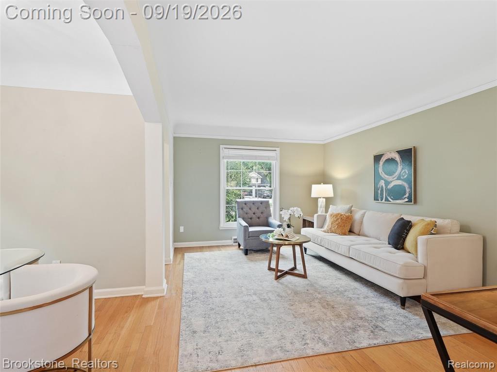 2275 Dorchester Road Birmingham, MI 48009 - Photo 7 of 40 Gallery Image 7