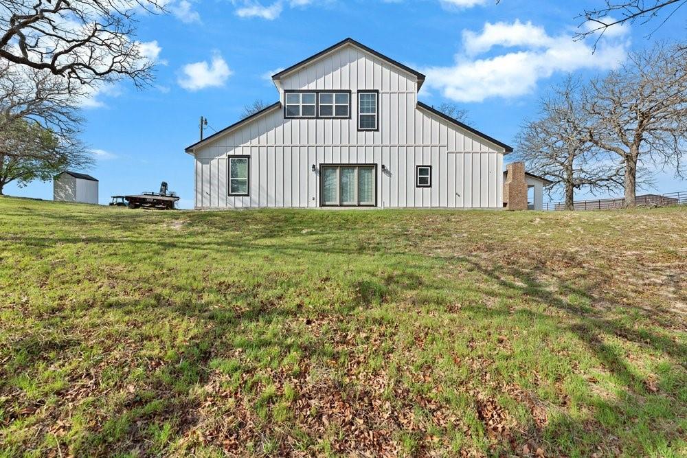 1091 County Road 345 Forestburg, TX 76239 - Photo 4 of 28