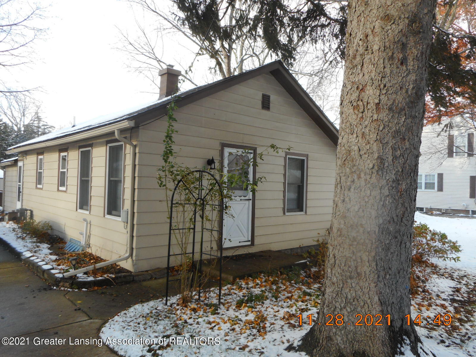 346 Stoner Road Lansing, MI 48917 - Photo 1 of 42 FRONT VIEW