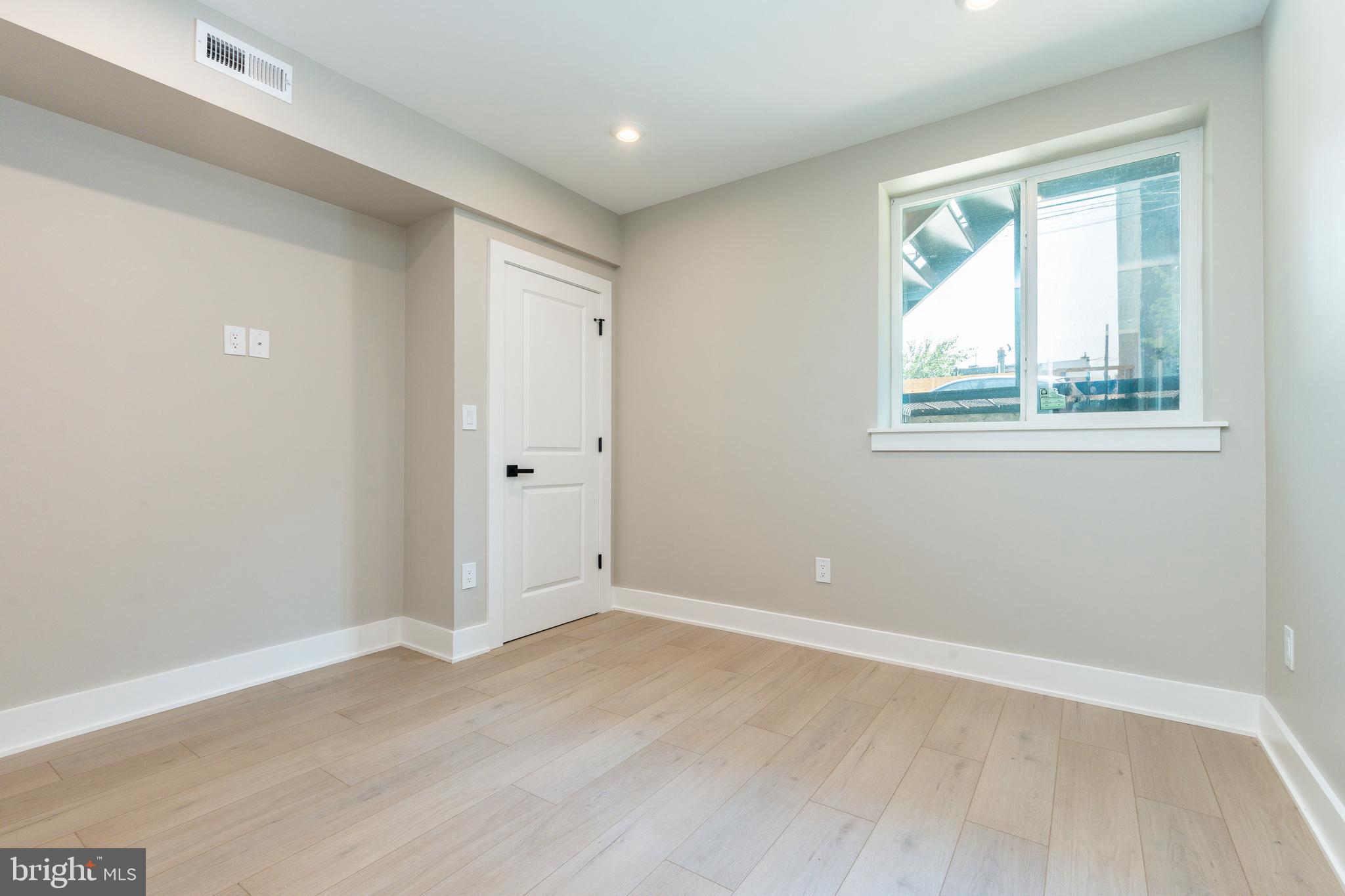 2048 North 3rd Street, Unit 1 Philadelphia, PA 19122 - Photo 11 of 25 Unit 1