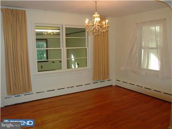 102 Upper Ferry Road Ewing, NJ 08628 - Photo 6 of 12 Dining Room