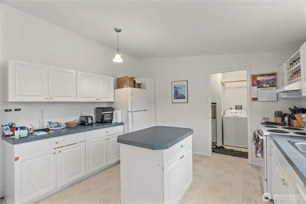 $375,000 | 1614 West Martin Street, Elma, WA 98541
