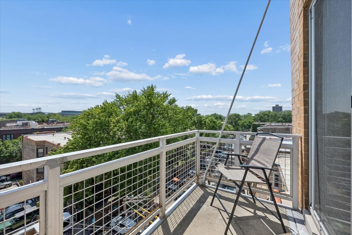 3920 North Sheridan Road, Unit 505 Chicago, IL 60613 - Photo 22 of 26