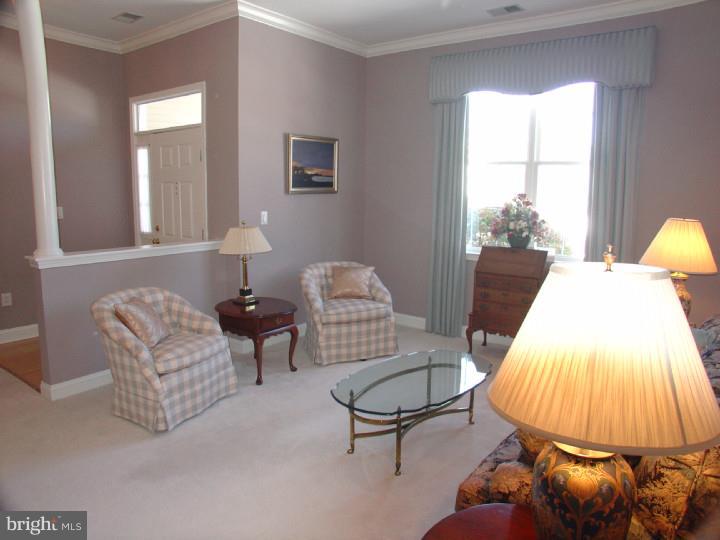 18 Stanford Road East Pennington, NJ 08534 - Photo 7 of 23 View
