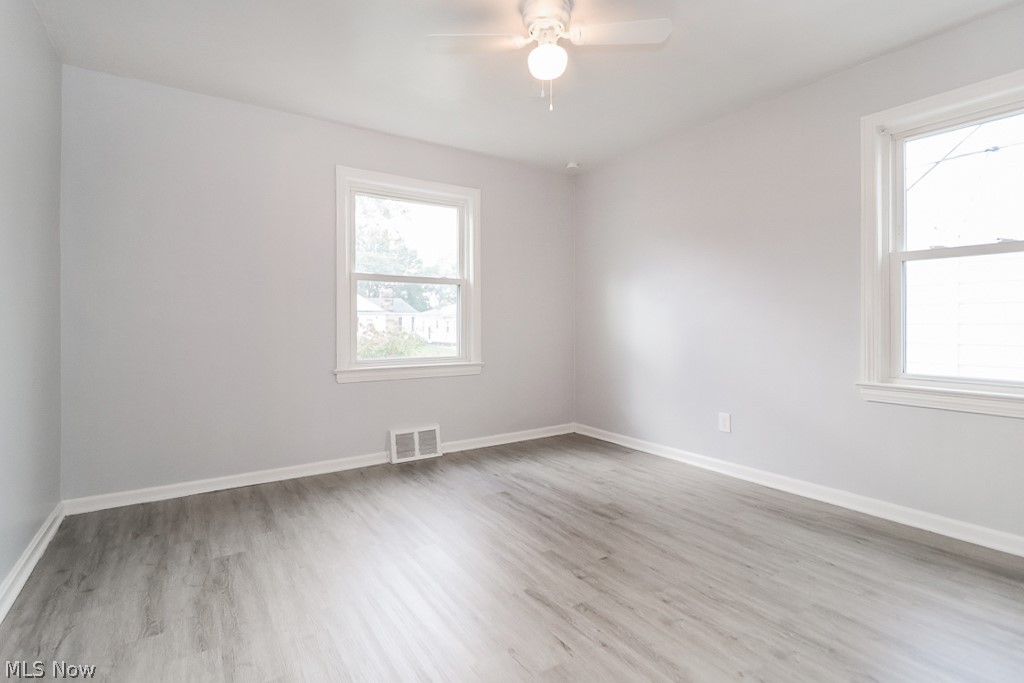 13727 Granger Road Cleveland, OH 44125 - Photo 12 of 35