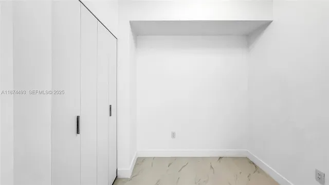 $5,700 | 700 Northeast 24th Street, Unit 2704, Miami, FL 33137