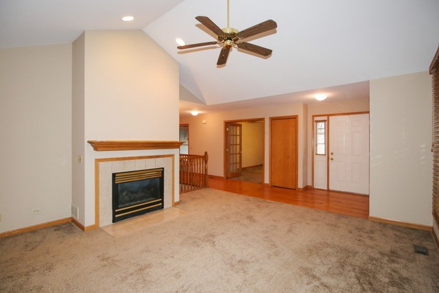11178 West Algonquin Road, Unit 11178 Huntley, IL 60142 - Photo 3 of 20