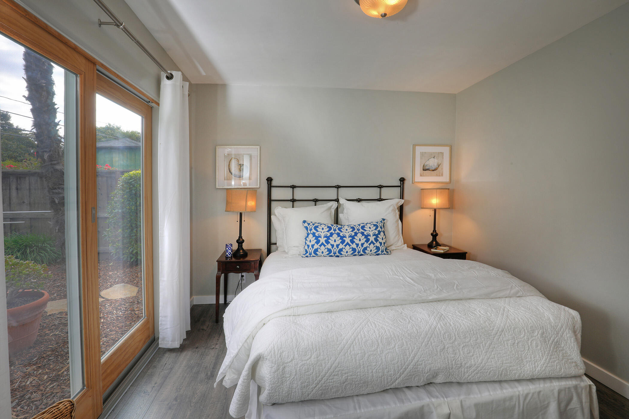 570 Amherst Drive Goleta, CA 93117 - Photo 14 of 31 a bedroom with a bed and a mirror