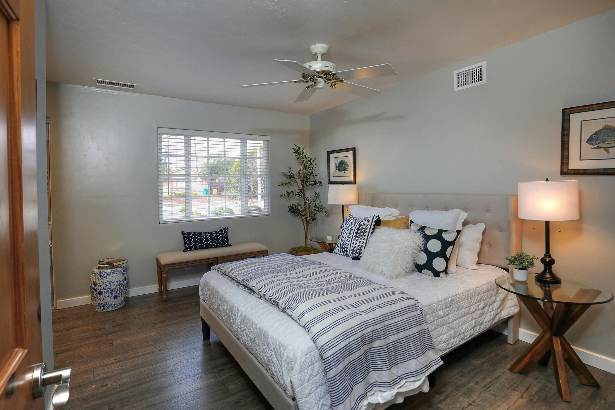 570 Amherst Drive Goleta, CA 93117 - Photo 17 of 31 a bedroom with a bed and a lamp