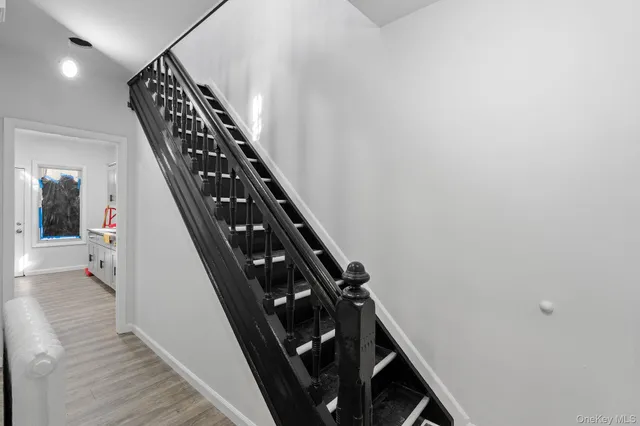 a view of an entryway