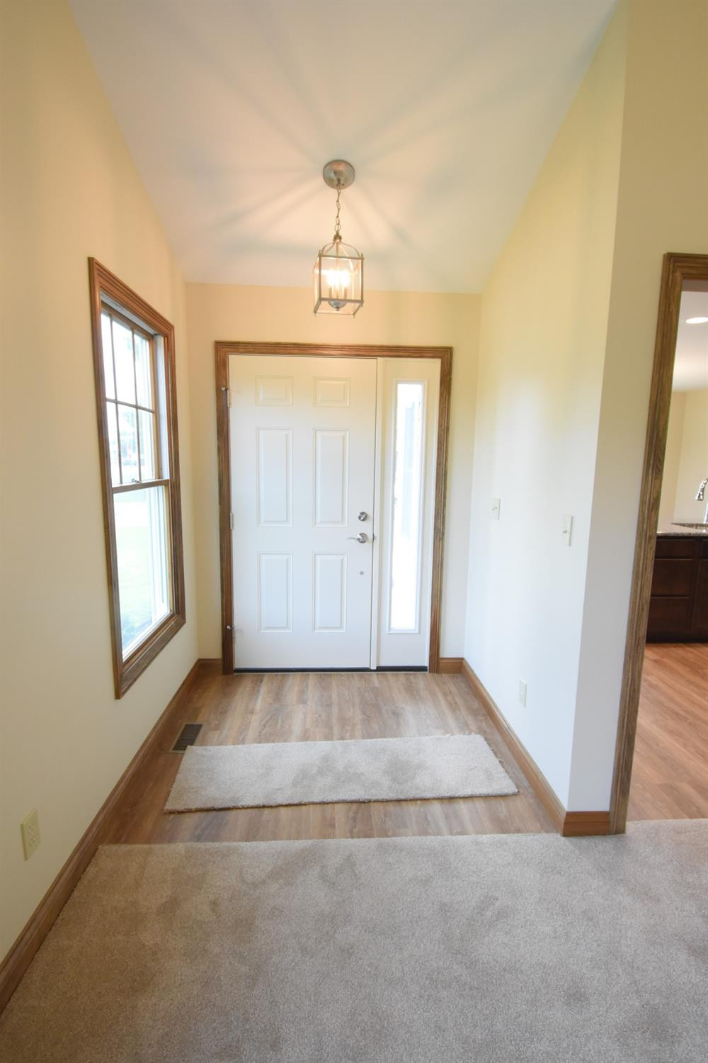 322 Sunset Drive Rensselaer, IN 47978 - Photo 4 of 37 1000x1500