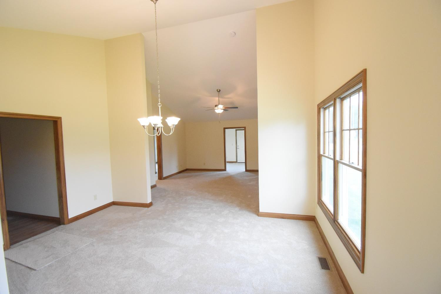 322 Sunset Drive Rensselaer, IN 47978 - Photo 6 of 37 1500x1000