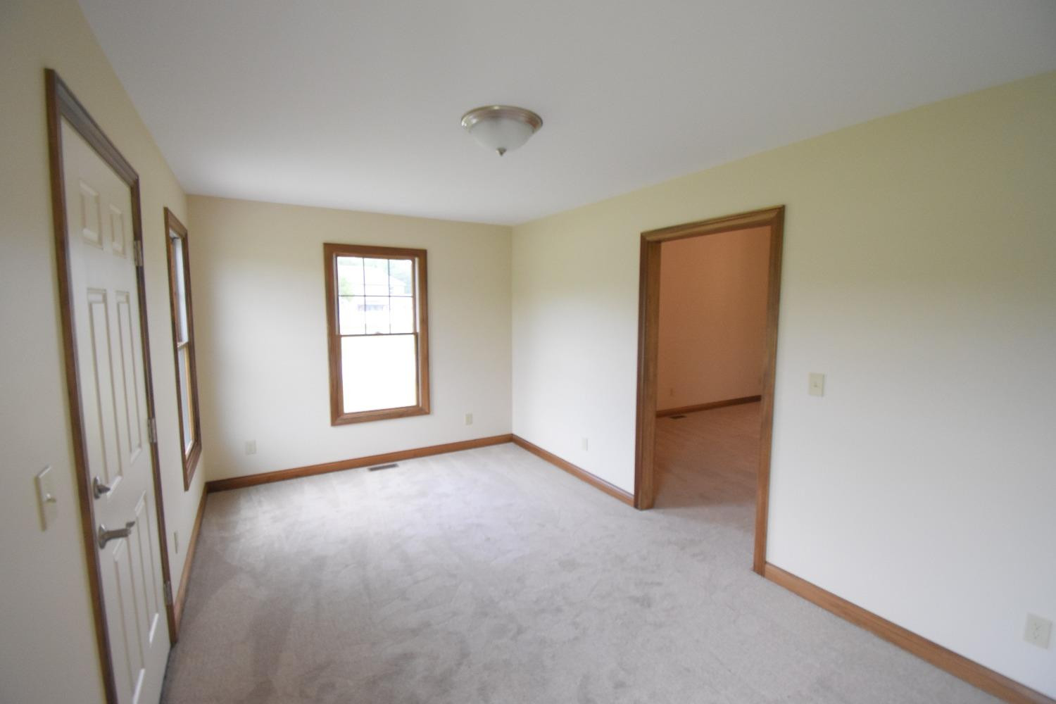 322 Sunset Drive Rensselaer, IN 47978 - Photo 10 of 37 1500x1000