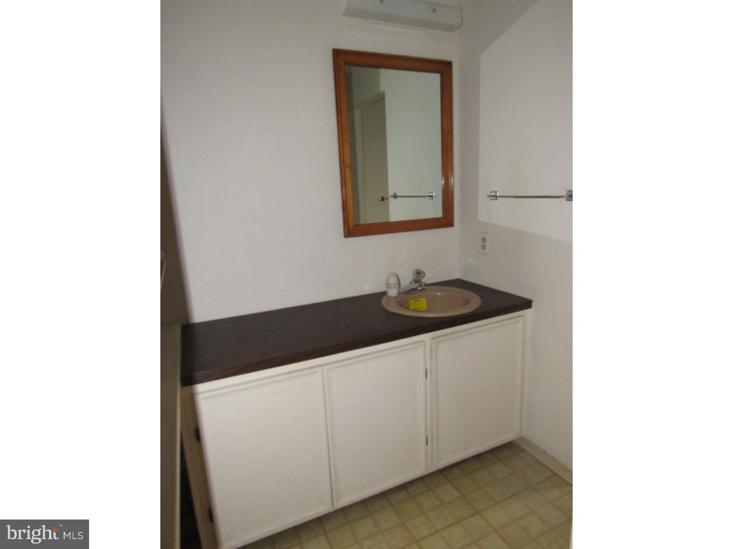 6979 Guilford Road Upper Darby, PA 19082 - Photo 12 of 16