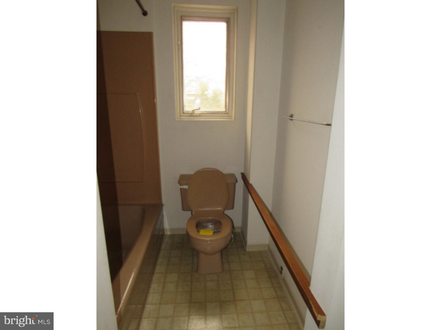 6979 Guilford Road Upper Darby, PA 19082 - Photo 13 of 16