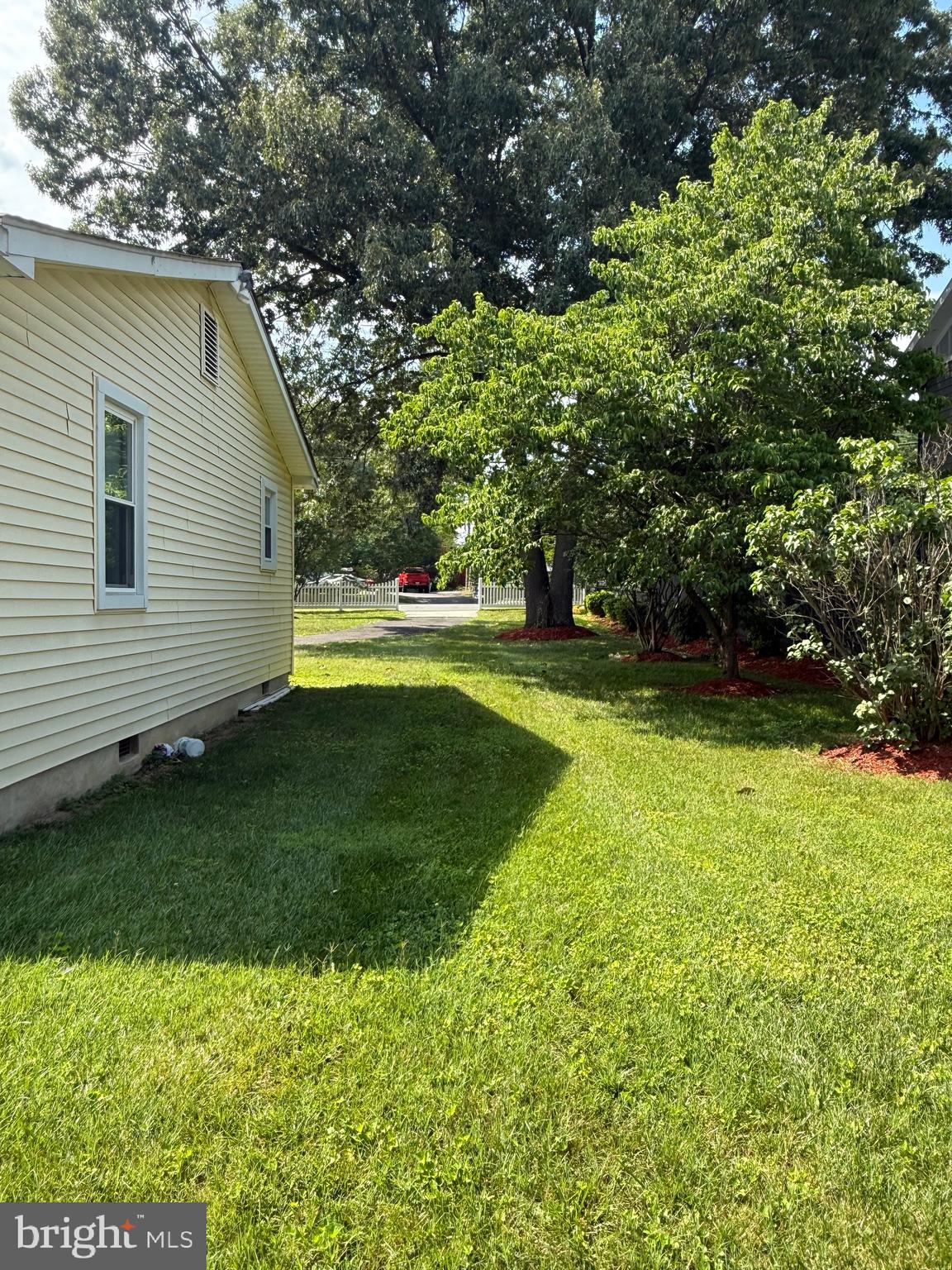 8110 Allentown Road Fort Washington, MD 20744 - Photo 16 of 41 side yard to home
