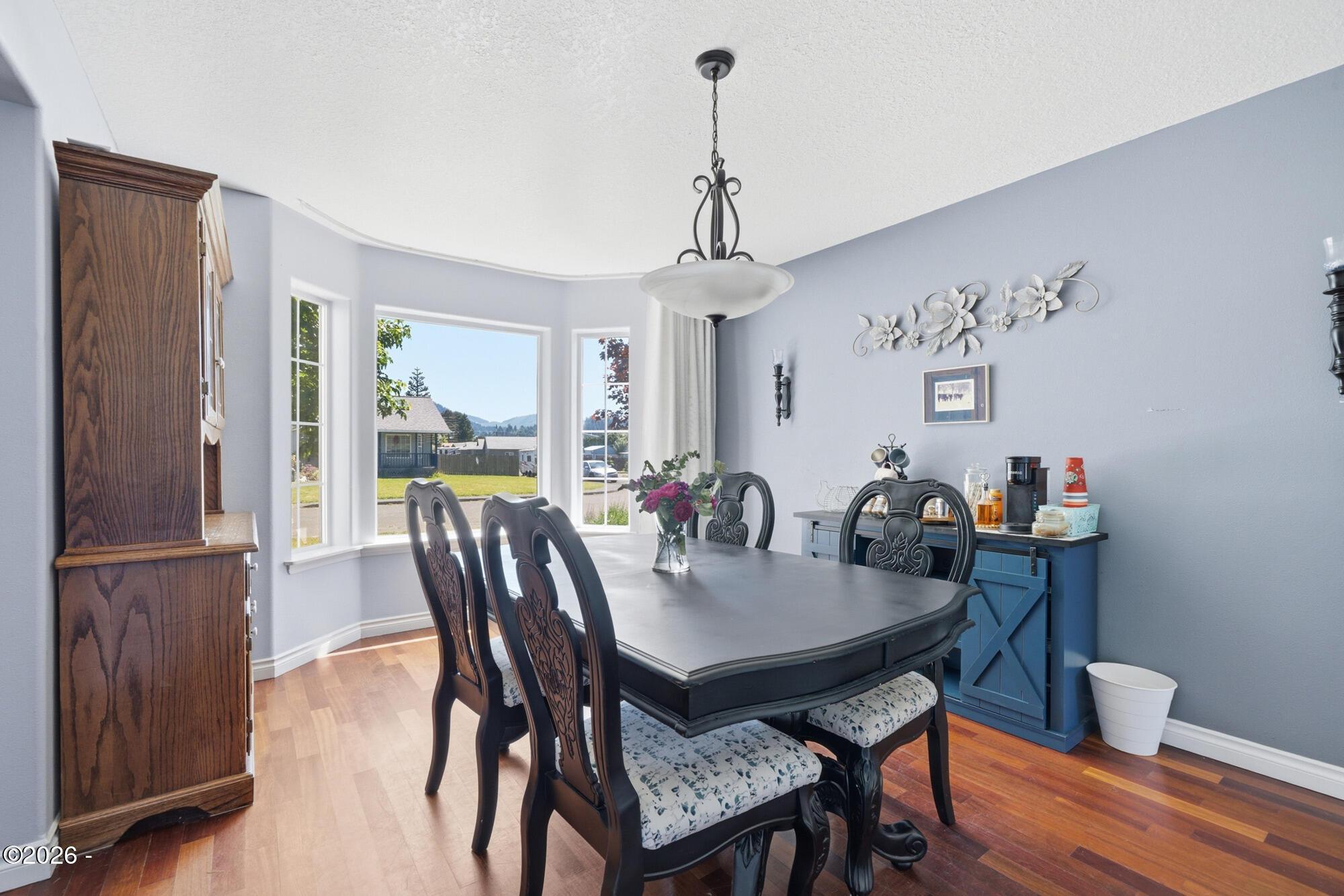 6505 Colonial Way Tillamook, OR 97141 - Photo 10 of 37