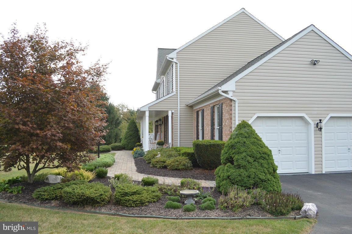 6133 Yorktown Road Mount Airy, MD 21771 - Photo 2 of 30 2 car finished garage w/speckled painted floor