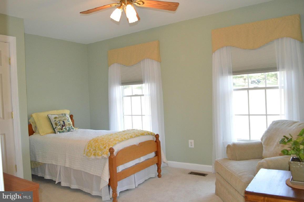 6133 Yorktown Road Mount Airy, MD 21771 - Photo 24 of 30 Bedroom