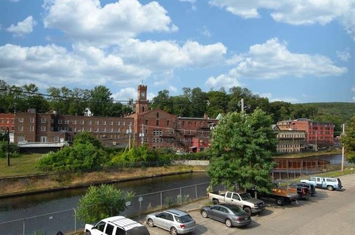 18 Bridge Street Rockingham, VT 05101 - Photo 7 of 27
