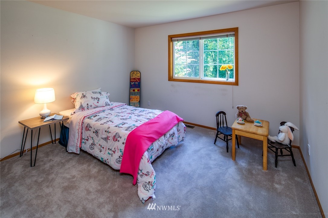 2395 Burk Road Blaine, WA 98230 - Photo 15 of 25