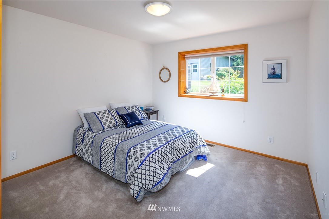 2395 Burk Road Blaine, WA 98230 - Photo 16 of 25