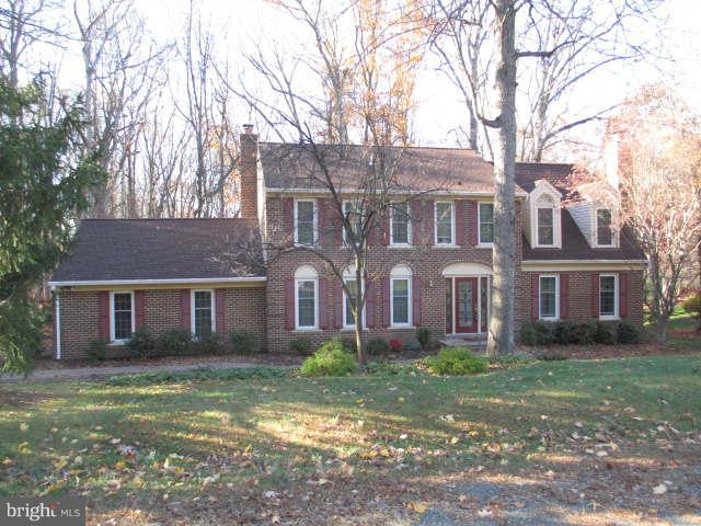 2020 Adams Hill Road Vienna, VA 22182 - Photo 1 of 30 Exterior (Front)