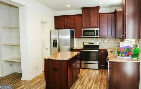 $2,300 | 3899 Augustine Place, Rex, GA 30273