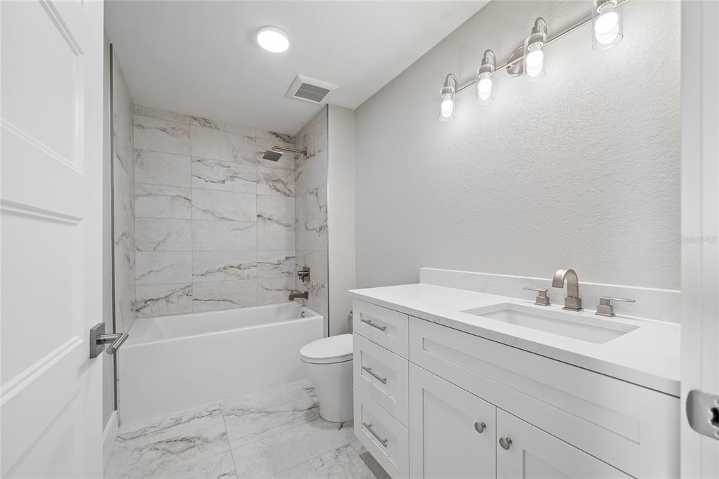 14048 Gulf Boulevard, Unit 402 Madeira Beach, FL 33708 - Photo 19 of 37