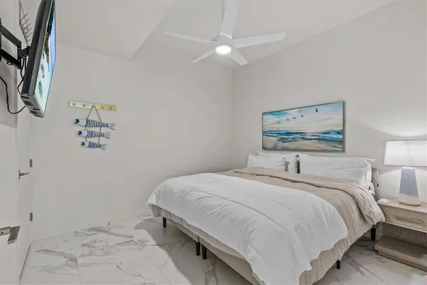 $7,000 | 1020 Sunset Point Road, Unit 310, Clearwater, FL 33755