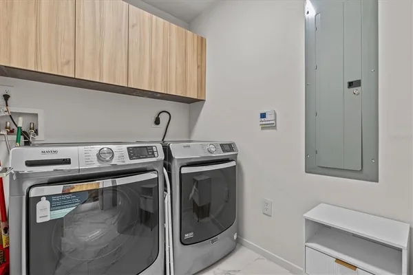 $7,000 | 1020 Sunset Point Road, Unit 310, Clearwater, FL 33755