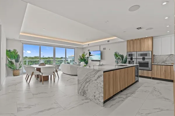 $7,000 | 1020 Sunset Point Road, Unit 310, Clearwater, FL 33755