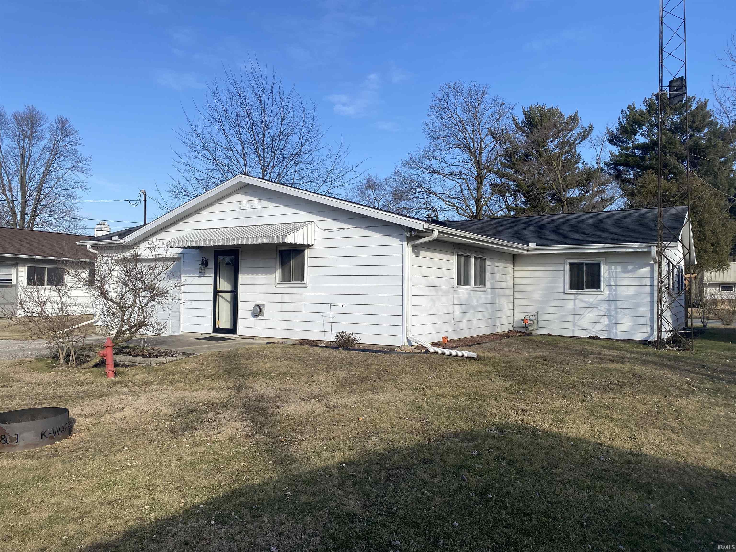 1620 Monroe Street Rochester, IN 46975 - Photo 5 of 24