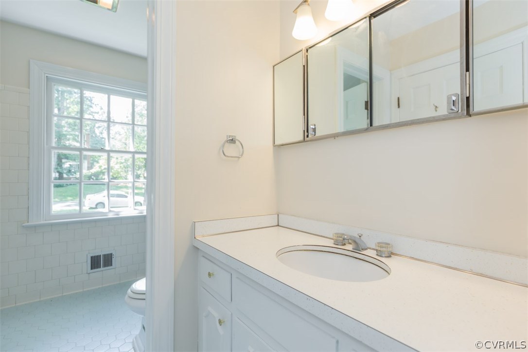 2949 Skipton Road Richmond, VA 23225 - Photo 19 of 50 Gallery Image 19