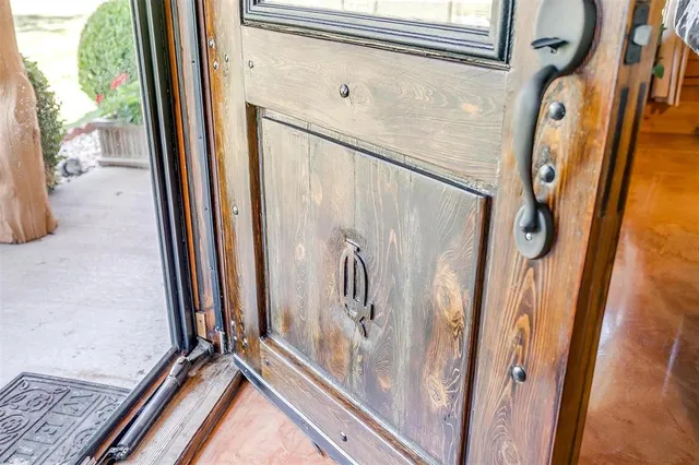 $1,000,000 | 981 County Road 177, Lawn, TX 79530