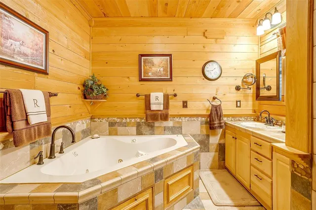 $1,000,000 | 981 County Road 177, Lawn, TX 79530