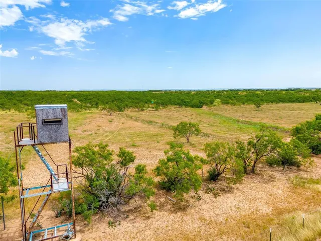 $1,000,000 | 981 County Road 177, Lawn, TX 79530