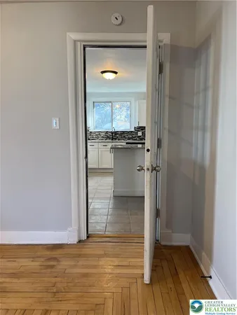 $2,295 | 1214 Spruce Street, Easton, PA 18042