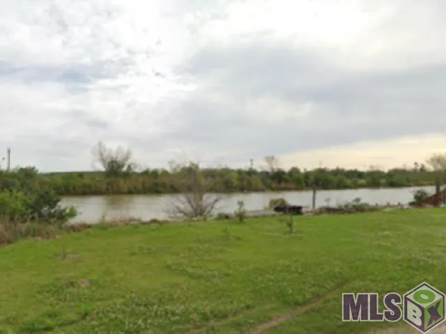 $25,000 | 8827 Highway 1, Lockport, LA 70374
