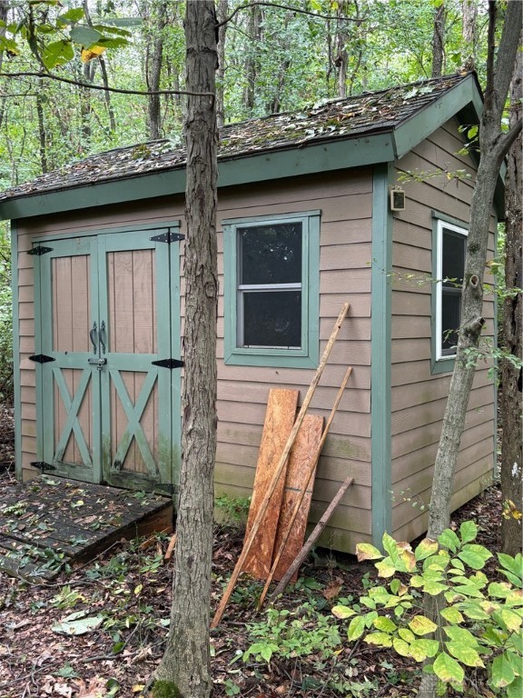 6562 Gander Road East Dayton, OH 45424 - Photo 18 of 71 Shed