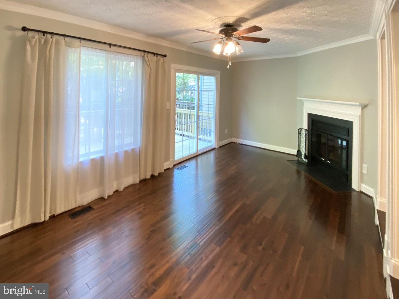 10964 Harpers Square Court Reston, VA 20191 - Photo 12 of 34 Patio door leads to the upper deck